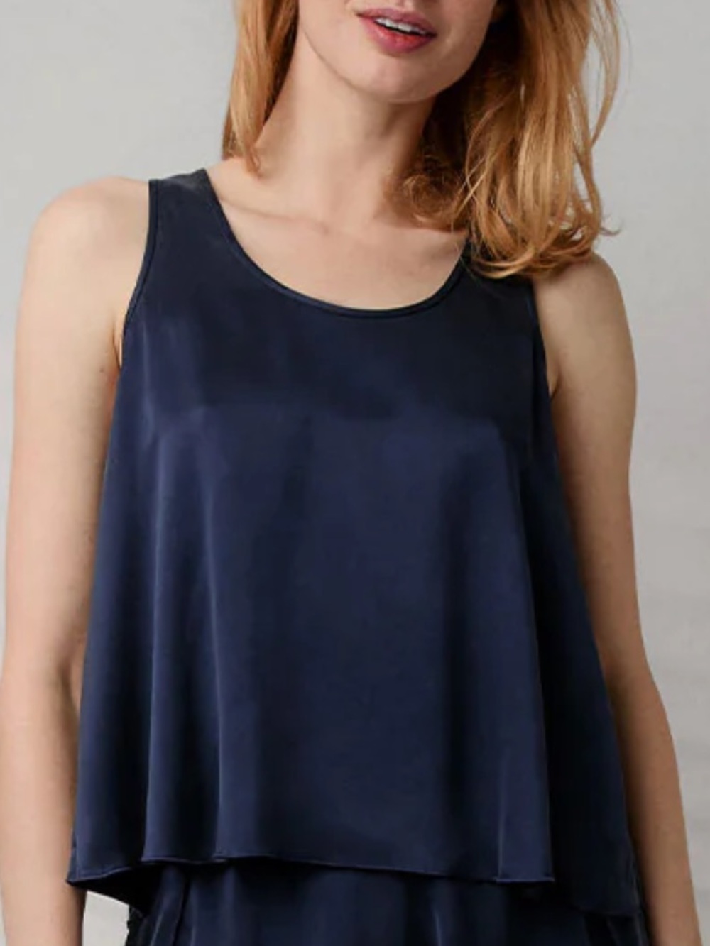 NWT Lunya Washable Silk Tank Top Tulip Back Navy Blue Size Medium